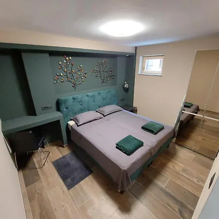Apartment Vila Mignon 1 *